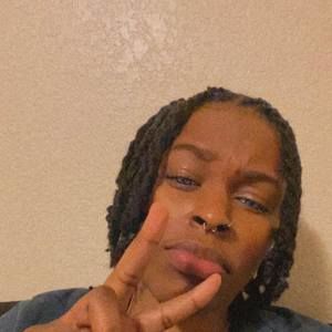 Meet your Posher, Riley